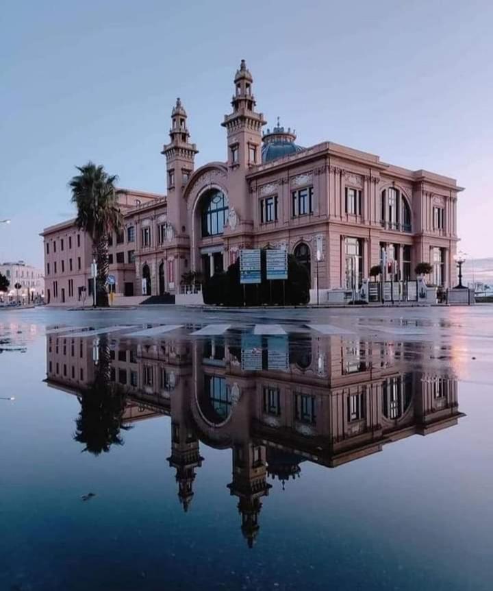 Отель Locazione Turistica Madera Бари Экстерьер фото